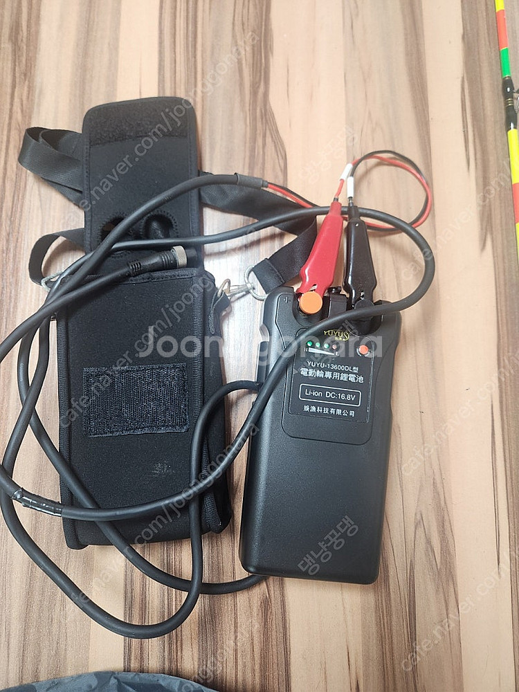 갈치 낚시 풀세트 판매합니다. 릴은 시마노 비스트마스터 3000XP이고, 로드는 다이와 딥존 EX 55 530입니다--5